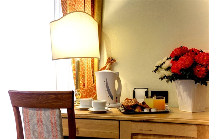 Imagen de la habitación del Hotel España, Roma. Foto 11