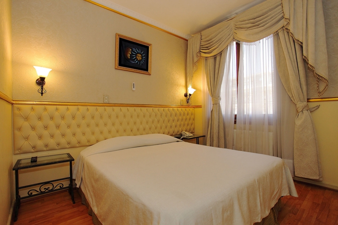 Imagen de la habitación del Hotel España, Santigo. Foto 11