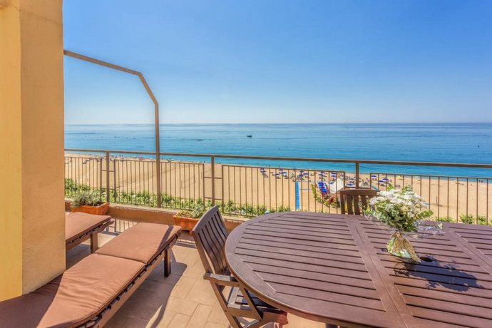 Imagen de los exteriores del Hotel Espanya - 30º Hotels. Foto 6