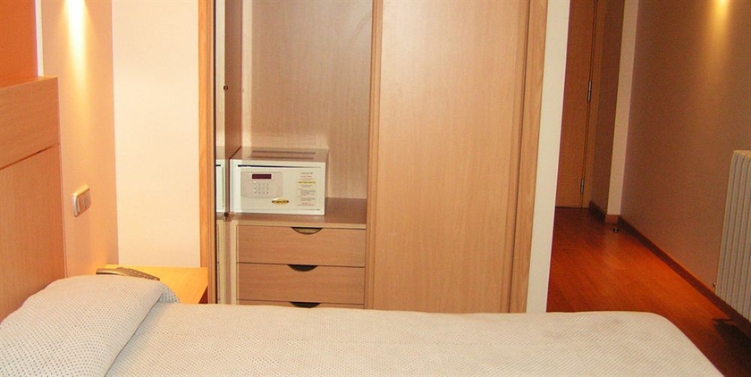 Imagen de la habitación del Hotel Espel. Foto 7