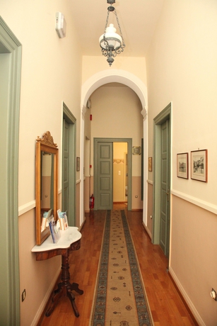 Imagen de los interiores del Hotel Esperance 2. Foto 14