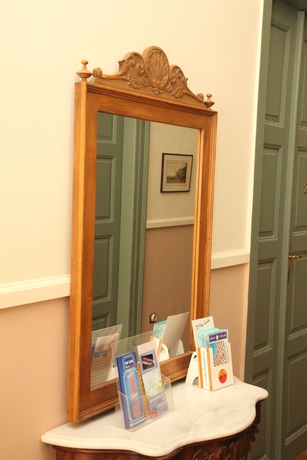 Imagen de los interiores del Hotel Esperance 2. Foto 15