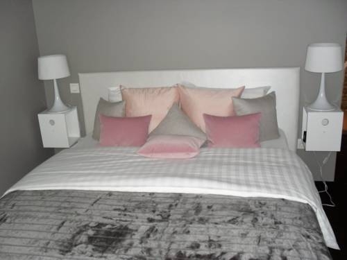 Imagen general del Hotel Esperance, Bruselas. Foto 1