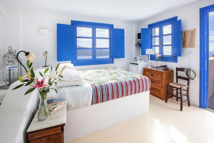 Imagen de la habitación del Hotel Esperas Santorini. Foto 13