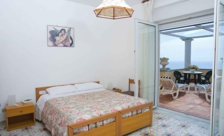 Imagen de la habitación del Hotel Esperia, Capri. Foto 9
