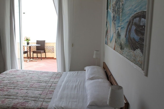 Imagen de la habitación del Hotel Esperia, Capri. Foto 10