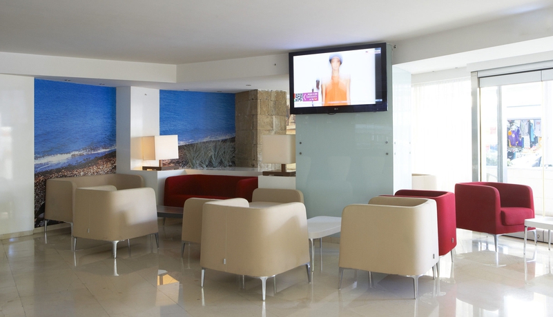 Imagen de los interiores del Hotel Esperia City. Foto 14