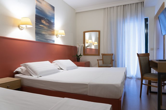 Imagen de la habitación del Hotel Esperia, Kavala. Foto 10