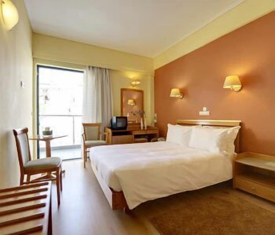 Imagen de la habitación del Hotel Esperia, Kavala. Foto 12