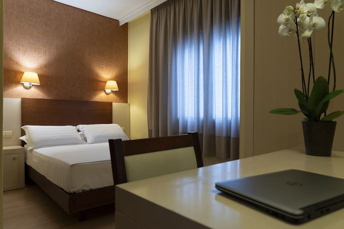 Imagen de la habitación del Hotel Esperia, Kavala. Foto 14