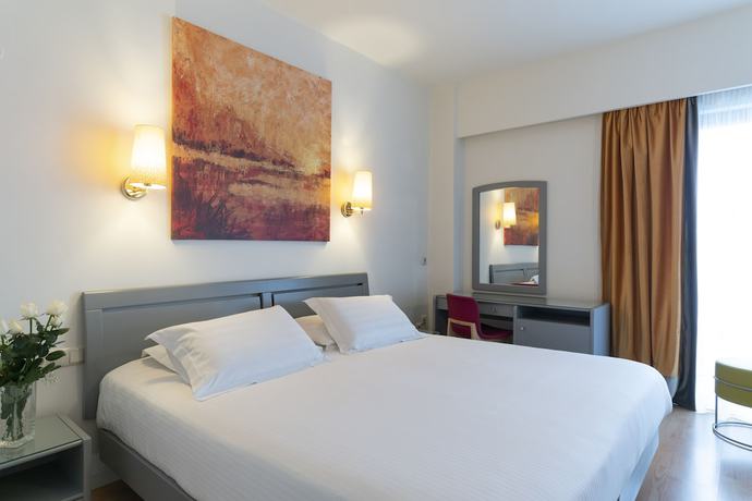 Imagen de la habitación del Hotel Esperia, Kavala. Foto 17