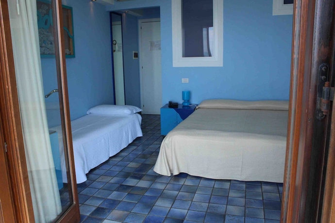 Imagen de la habitación del Hotel Esperia, MILAZZO. Foto 6