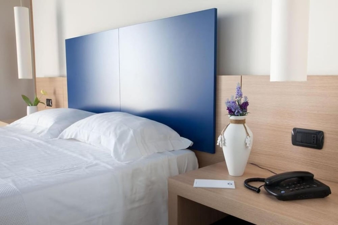 Imagen de la habitación del Hotel Esperia Palace. Foto 8