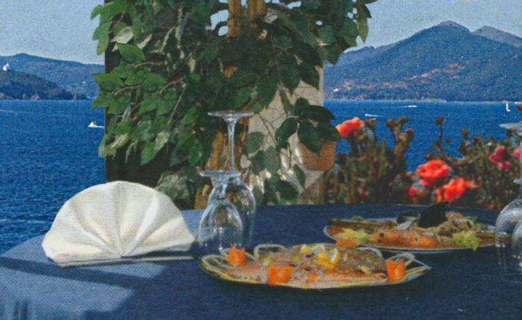 Imagen del bar/restaurante del Hotel Esperia, Piombino. Foto 4