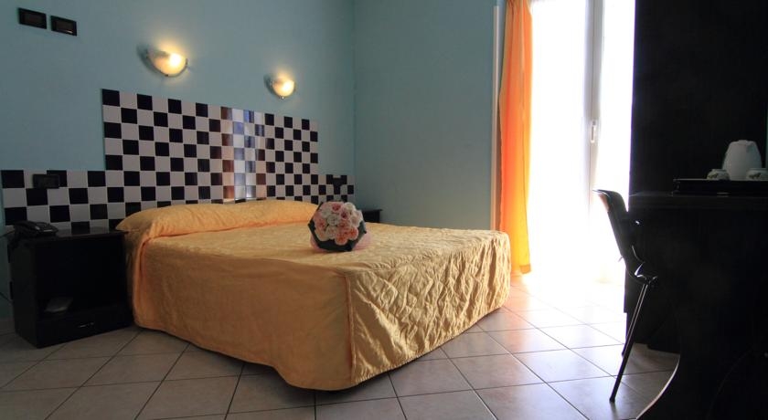 Imagen de la habitación del Hotel Esperia, San Remo. Foto 3