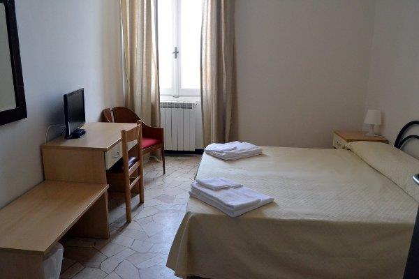 Imagen de la habitación del Hotel Esperia, Spotorno. Foto 5