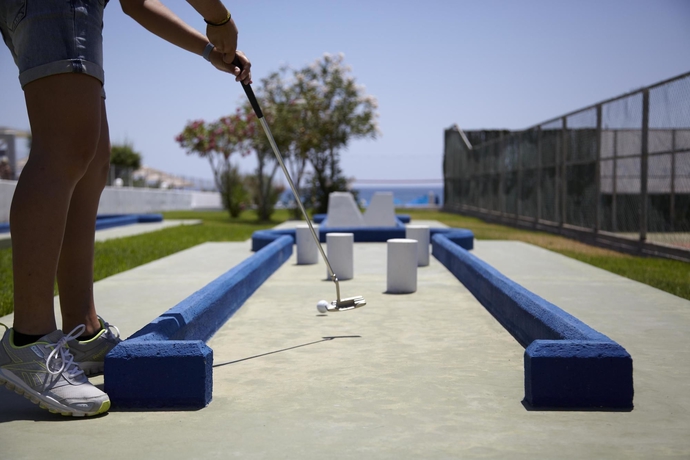 Imagen de los exteriores del Hotel Esperides Beach Resort, Kallithea Rodas. Foto 11