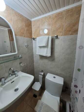 Imagen de la habitación del Hotel Esperides, Neochori. Foto 15