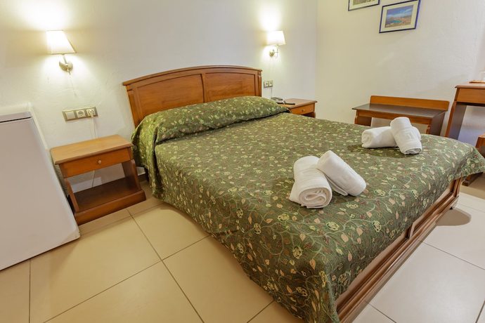 Imagen de la habitación del Hotel Esperides, Papalimani. Foto 6