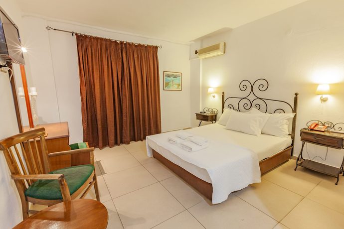 Imagen de la habitación del Hotel Esperides, Papalimani. Foto 10