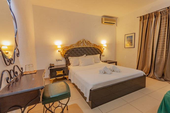 Imagen de la habitación del Hotel Esperides, Papalimani. Foto 16