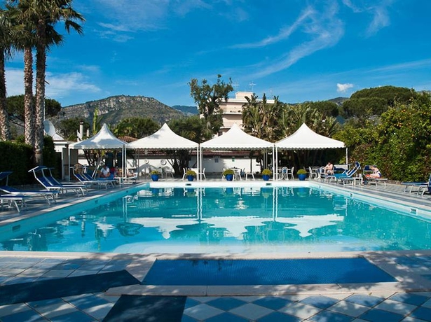 Imagen general del Hotel Esperidi Resort Sorrento. Foto 6