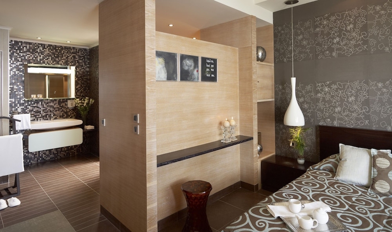 Imagen de la habitación del Hotel Esperos Palace Resort. Foto 7