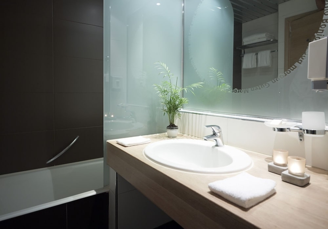 Imagen de la habitación del Hotel Esperos Palace Resort. Foto 15