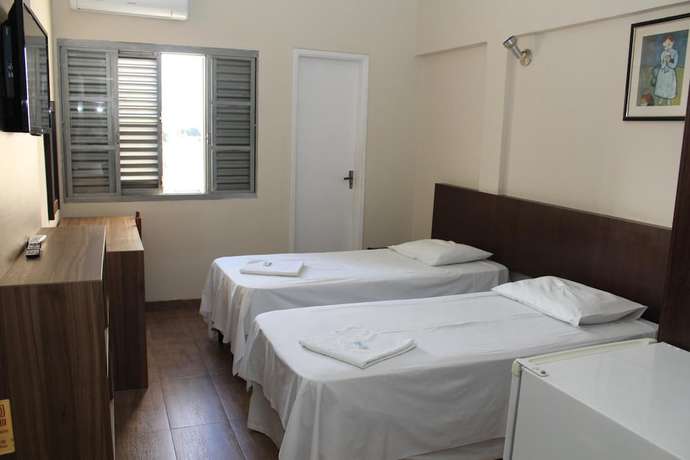 Imagen de la habitación del Hotel Espig&atilde;o Palace. Foto 2