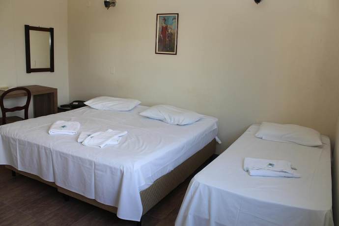 Imagen de la habitación del Hotel Espig&atilde;o Palace. Foto 9