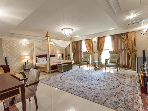 Imagen de la habitación del Hotel Espinas International. Foto 1