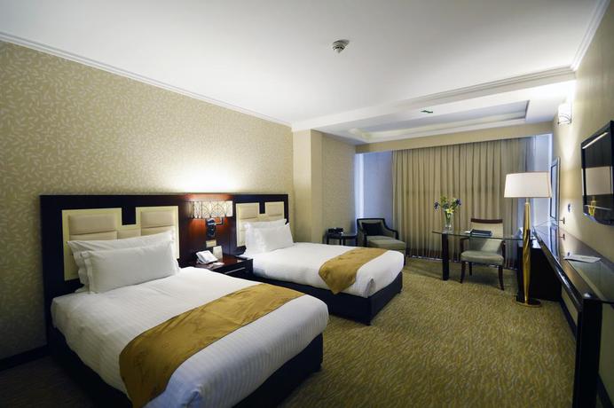 Imagen de la habitación del Hotel Espinas International. Foto 2