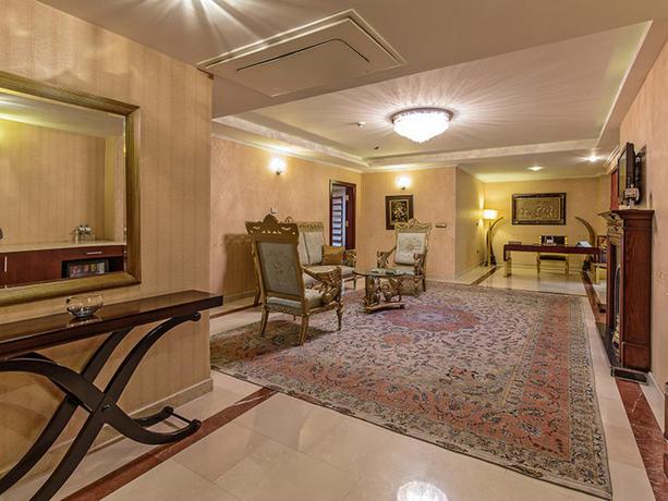 Imagen de la habitación del Hotel Espinas International. Foto 8