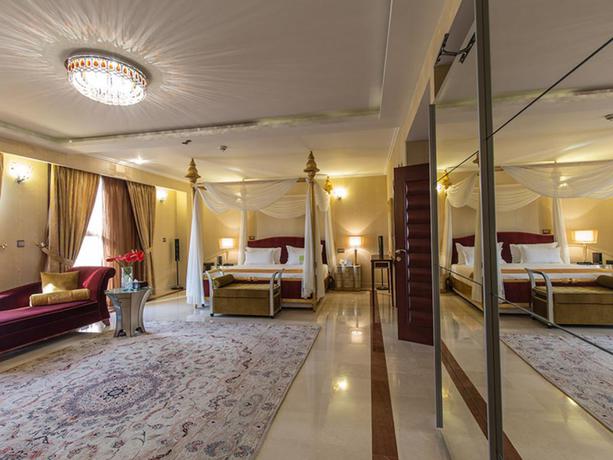 Imagen de la habitación del Hotel Espinas International. Foto 9