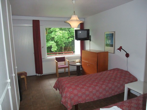 Imagen de la habitación del Hotel Esplanad. Foto 10