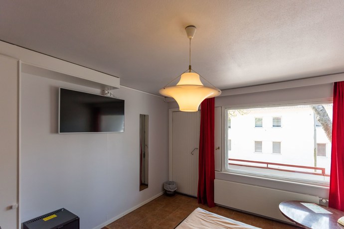 Imagen de la habitación del Hotel Esplanad. Foto 13
