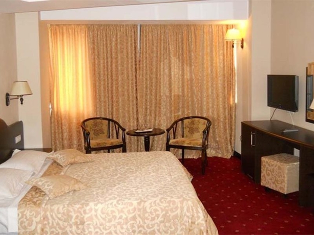 Imagen general del Hotel Esplanada. Foto 8