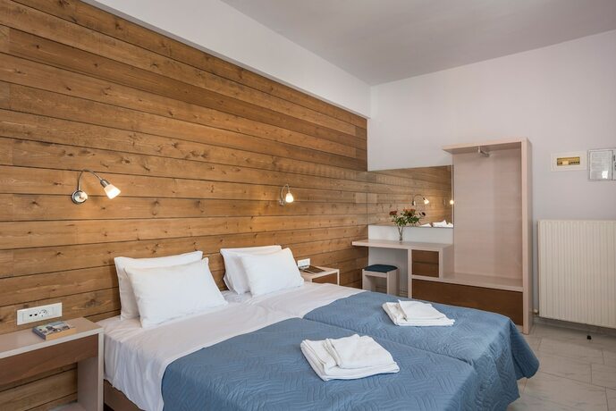 Imagen de la habitación del Hotel Esplanade Apartments, Kalath&aacute;s. Foto 16
