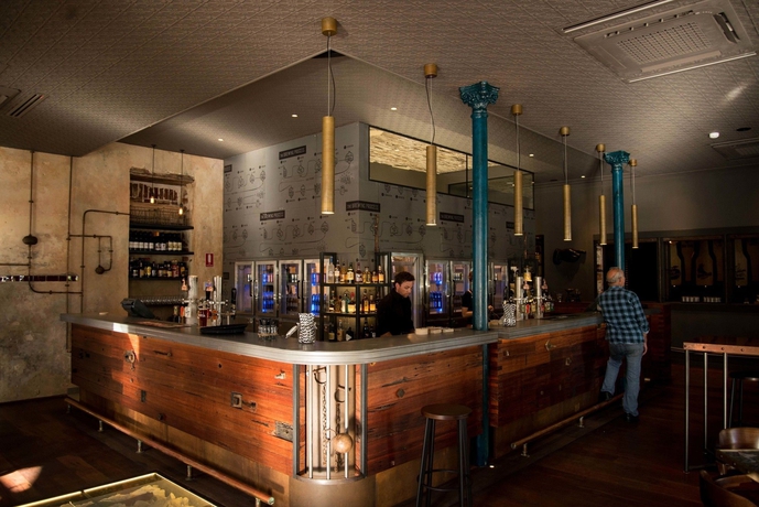 Imagen del bar/restaurante del Hotel Esplanade Fremantle By Rydges. Foto 3