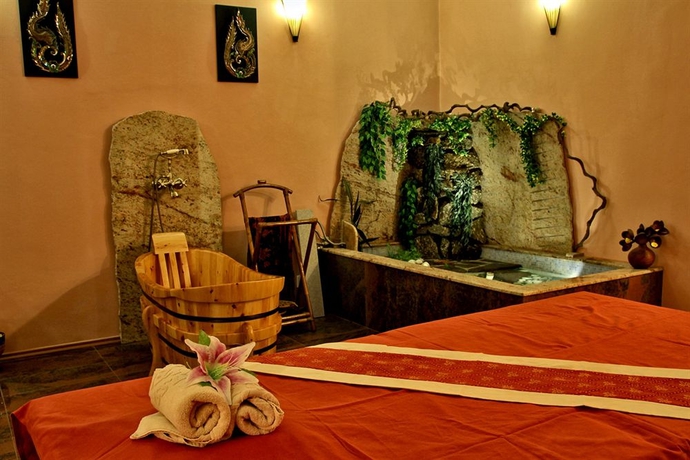 Imagen de los interiores del Hotel Esplanade Spa and Golf Resort. Foto 14