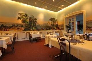 Imagen del bar/restaurante del Hotel Esplanade Swiss Quality Hotel. Foto 6