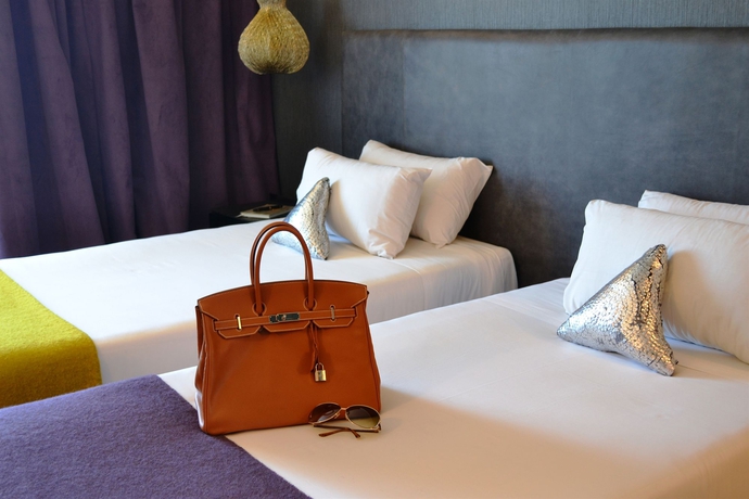 Imagen de la habitación del Hotel Esplendor By Wyndham Buenos Aires Plaza Francia. Foto 6