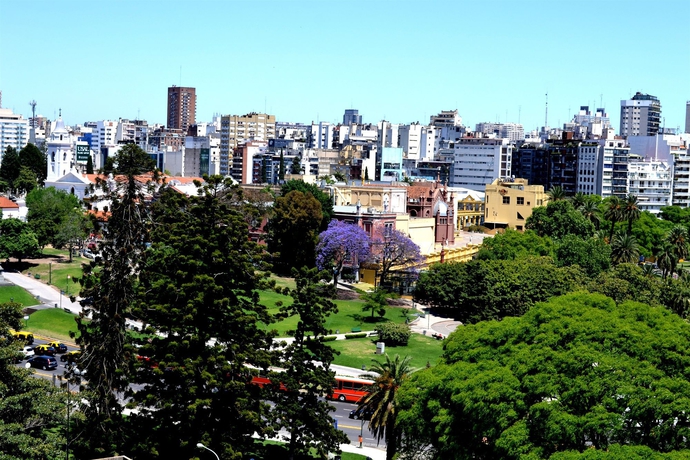 Imagen general del Hotel Esplendor By Wyndham Buenos Aires Plaza Francia. Foto 2