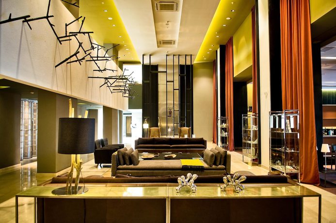 Imagen de los interiores del Hotel Esplendor By Wyndham Mendoza. Foto 15