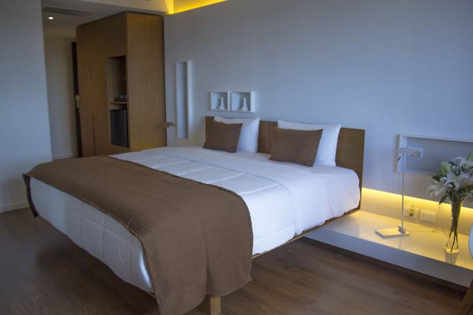 Imagen de la habitación del Hotel Esplendor by Wyndham Asunción. Foto 8