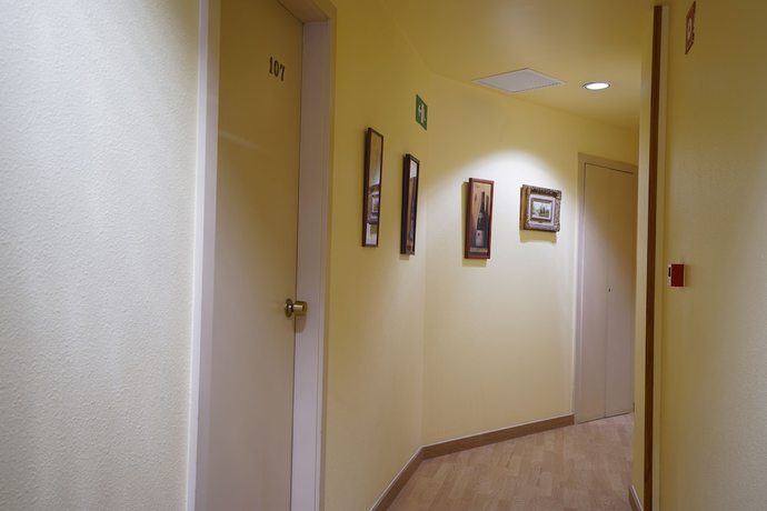 Imagen de los interiores del Hotel Esplugues. Foto 20