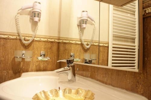 Imagen de la habitación del Hotel Esprit, Brasov. Foto 7