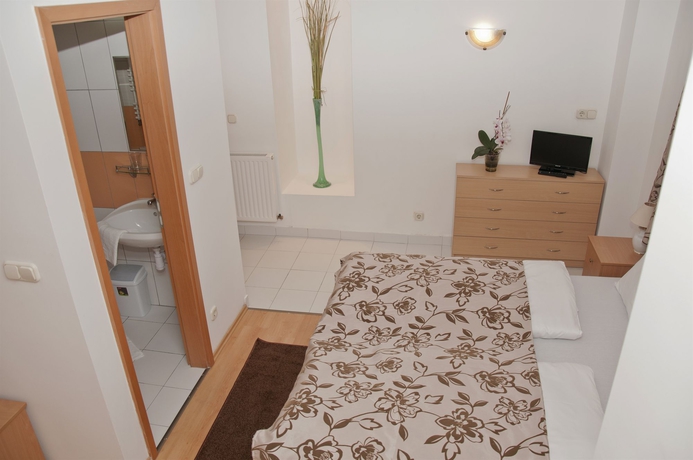 Imagen de la habitación del Hotel Esprit Budapest. Foto 7