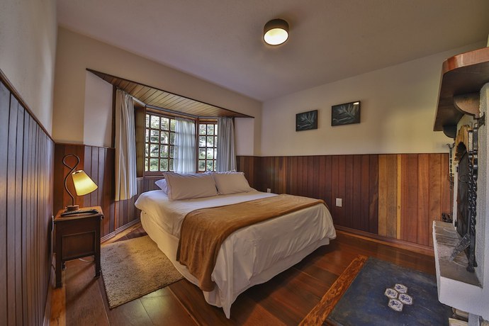 Imagen de la habitación del Hotel Esquilo. Foto 13