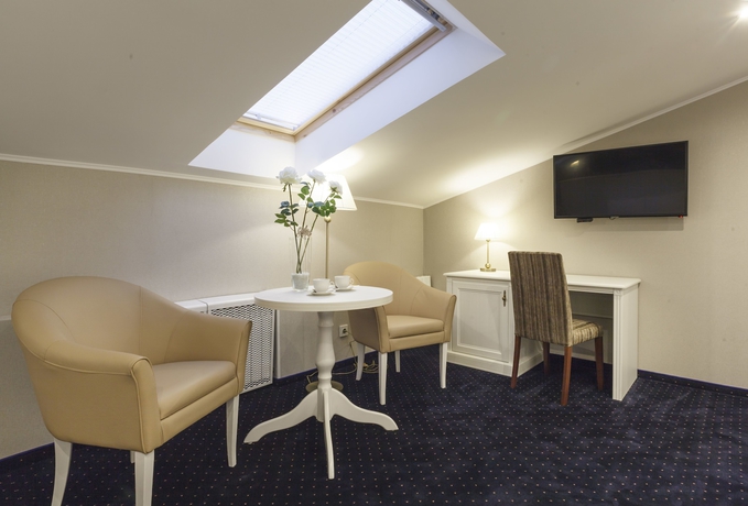 Imagen de la habitación del Hotel Esquire. Foto 5